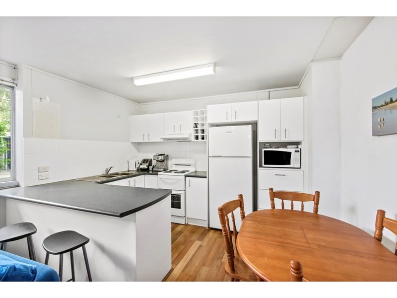 3/1 Boodera Court, Palm Beach QLD 4221