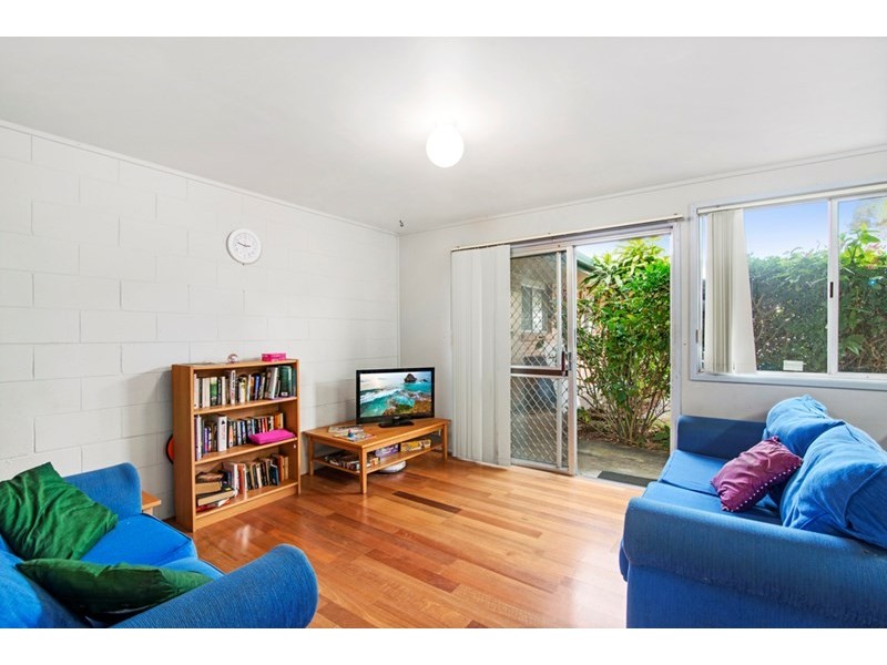 3/1 Boodera Court, Palm Beach QLD 4221