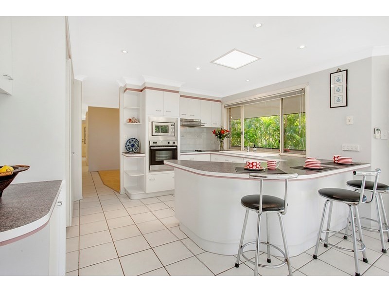 42 Hoffschildt Drive, Currumbin Waters QLD 4223