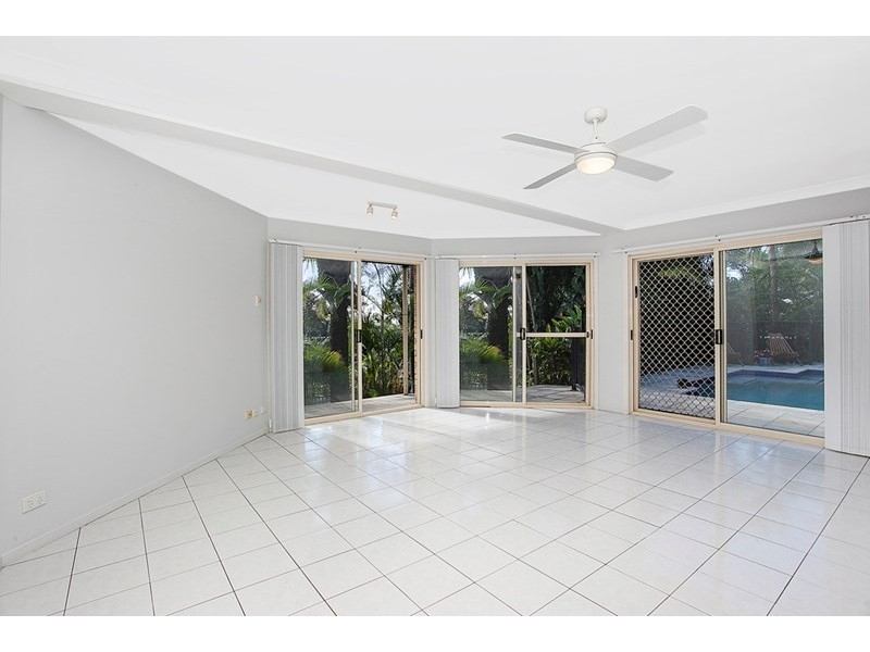 42 Hoffschildt Drive, Currumbin Waters QLD 4223