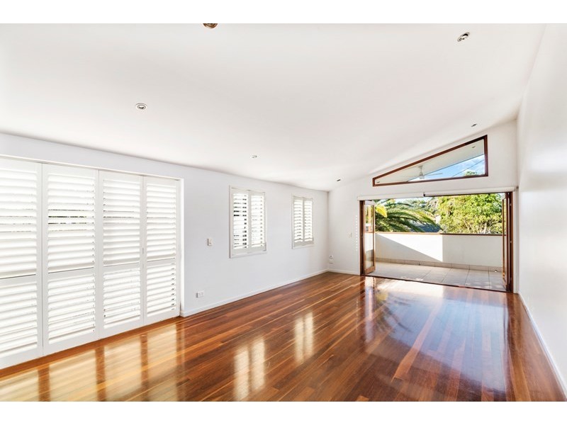 2/90 Leyte Avenue, Palm Beach QLD 4221