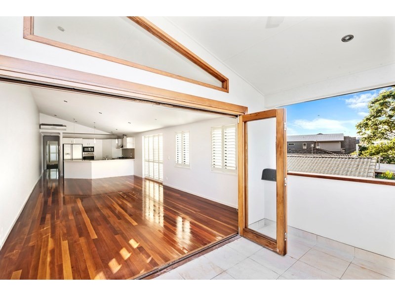 2/90 Leyte Avenue, Palm Beach QLD 4221