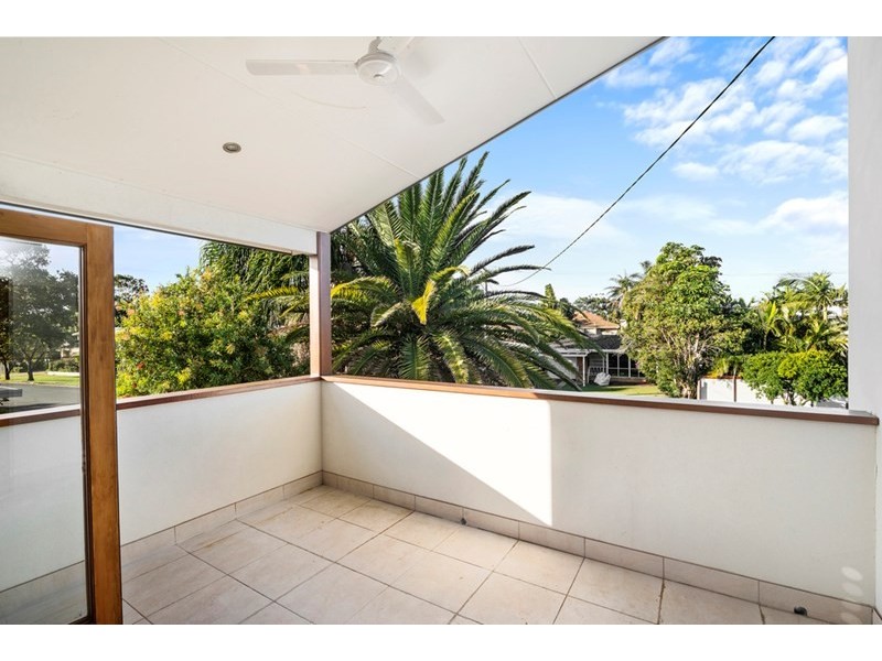 2/90 Leyte Avenue, Palm Beach QLD 4221