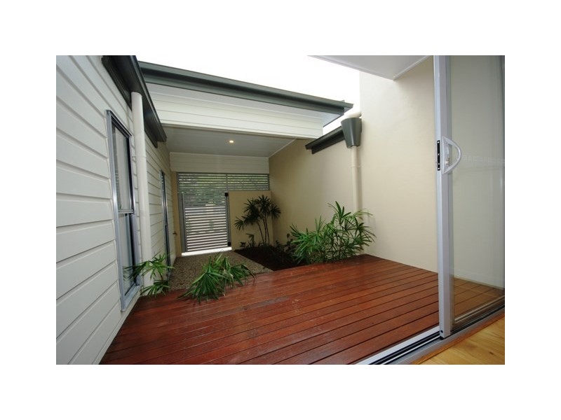 2/3 Wilpark Crescent, Currumbin Waters QLD 4223