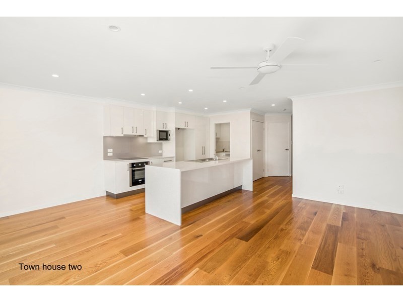 2/3 Wilpark Crescent, Currumbin Waters QLD 4223