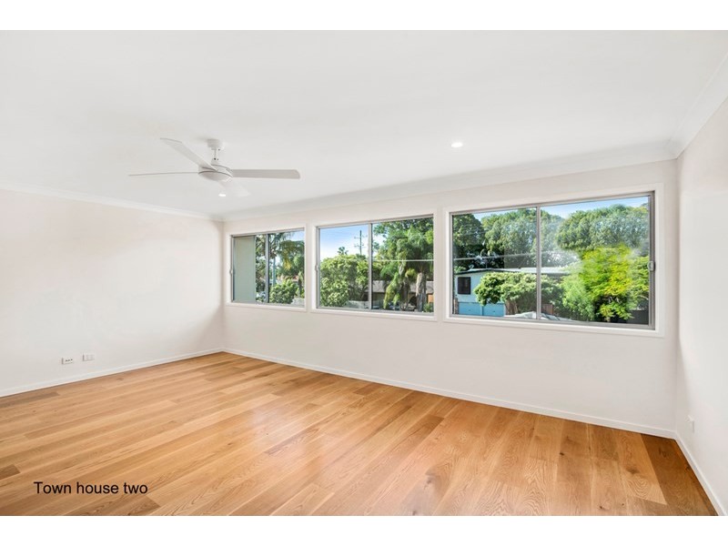 2/3 Wilpark Crescent, Currumbin Waters QLD 4223
