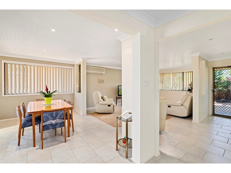 67 K P McGrath Drive, Elanora QLD 4221