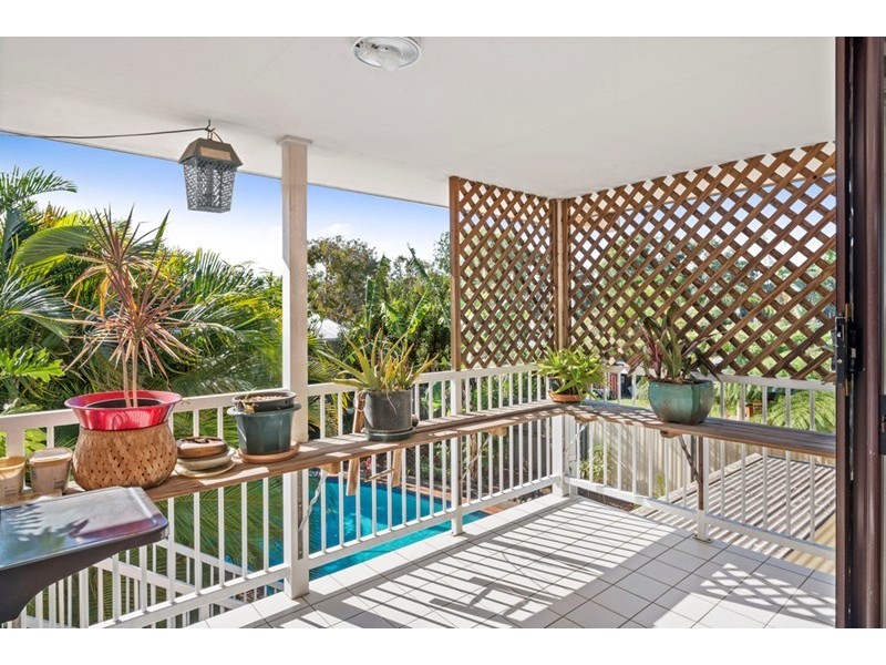 67 K P McGrath Drive, Elanora QLD 4221