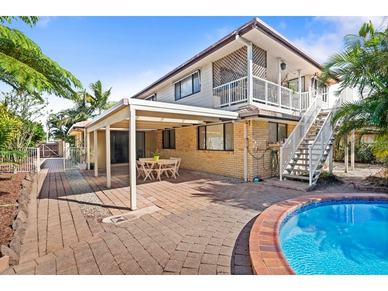 67 K P McGrath Drive, Elanora QLD 4221