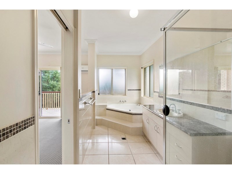 41 Sawtell Drive, Currumbin Waters QLD 4223