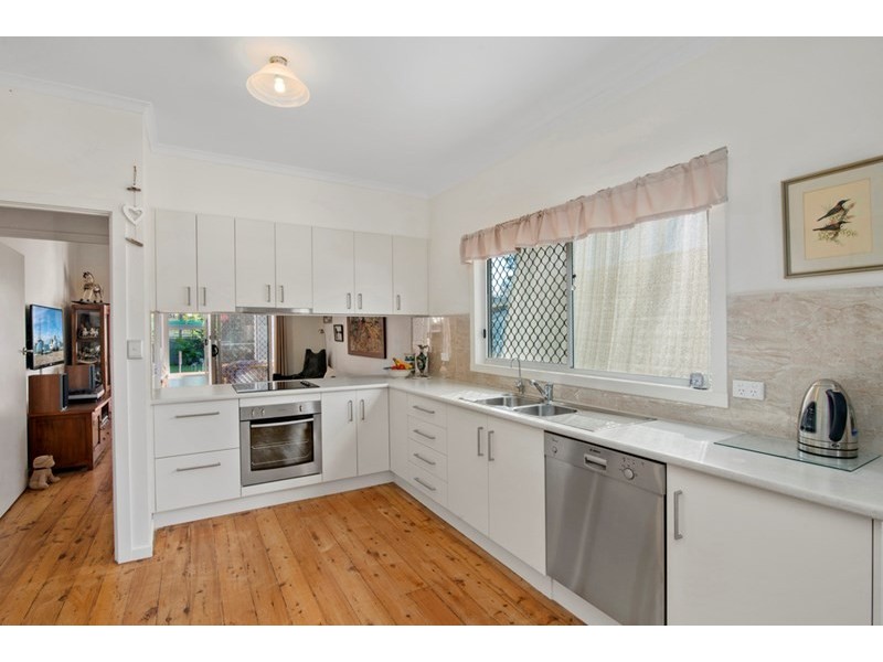 157 Laguna Avenue, Palm Beach QLD 4221