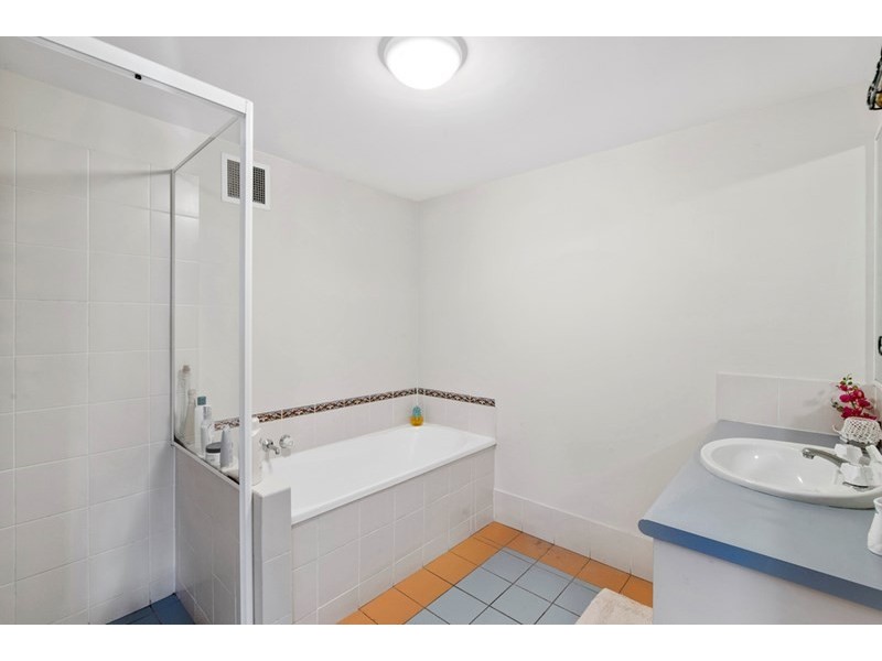 42/31 Simpsons Road, Elanora QLD 4221