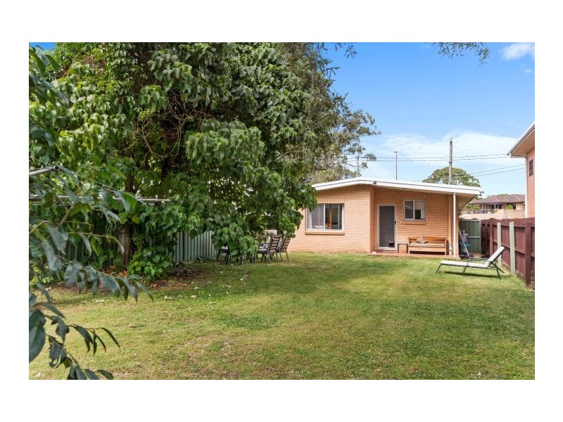 31 Twenty Third Avenue, Palm Beach QLD 4221