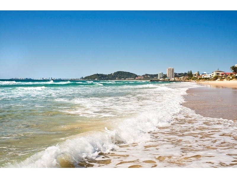 31 Twenty Third Avenue, Palm Beach QLD 4221