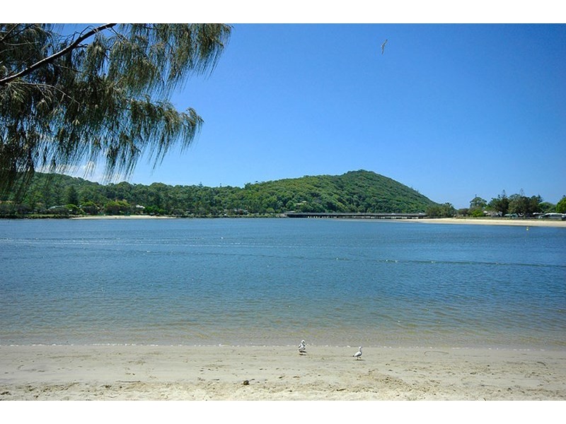 2/58 Tallebudgera Drive, Palm Beach QLD 4221