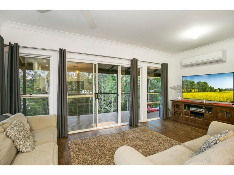 12 Larentia Street, Currumbin Waters QLD 4223