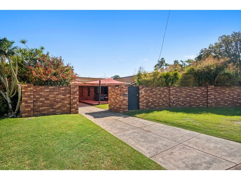 11 Mawarra Street, Palm Beach QLD 4221