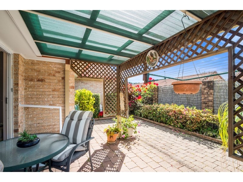 2/19 Oasis Crescent, Elanora QLD 4221