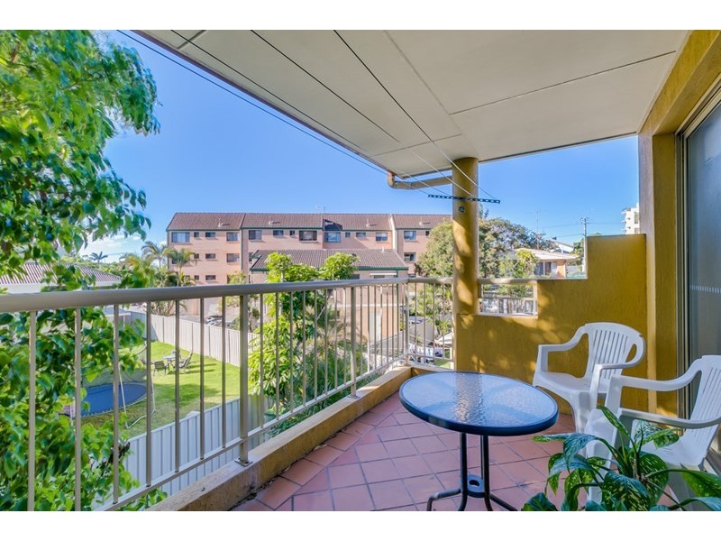 6/7 Twenty Seventh Avenue, Palm Beach QLD 4221