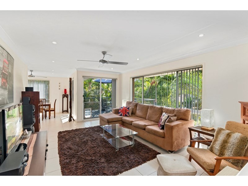 23 Kalamunda Close, Elanora QLD 4221