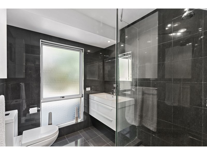 23 Kalamunda Close, Elanora QLD 4221