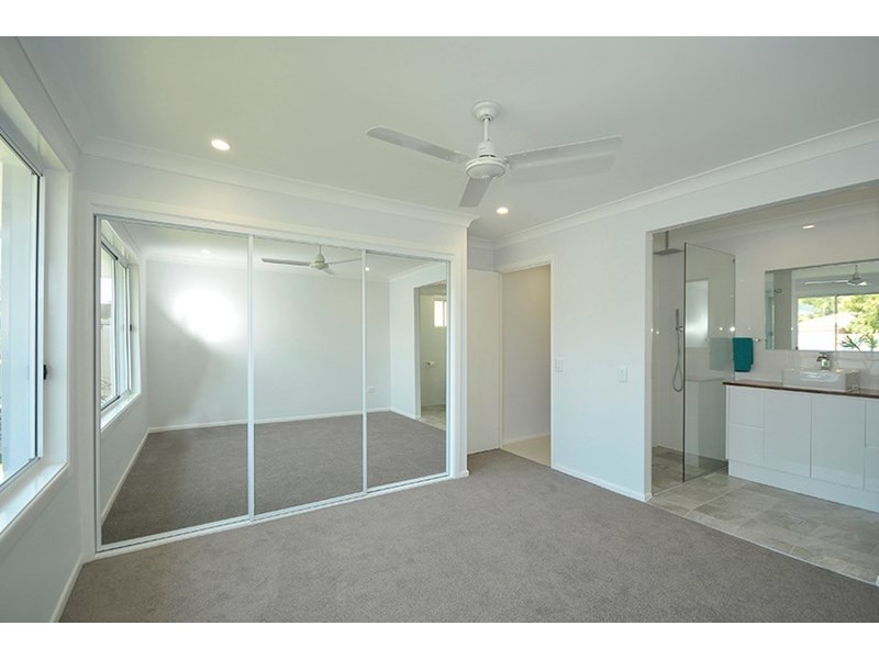 14 Satinwood Place, Palm Beach QLD 4221