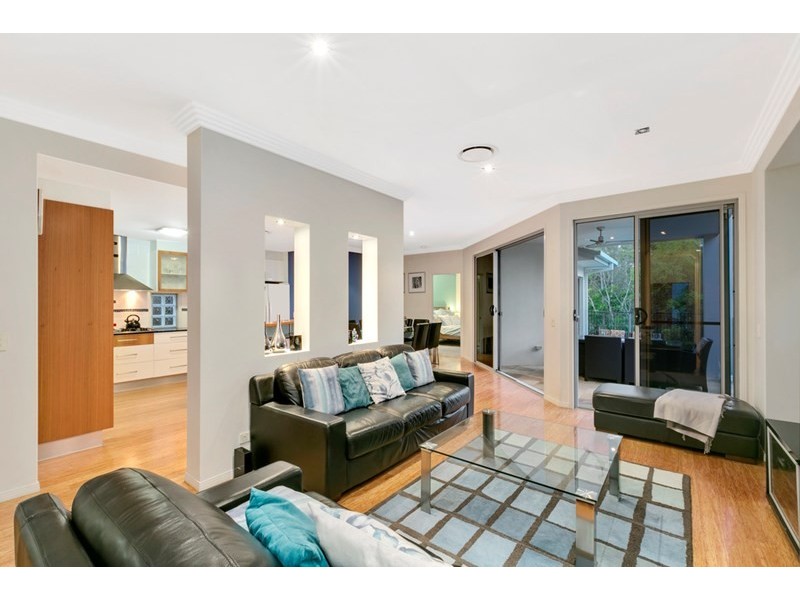 17 Royal Links Drive, Robina QLD 4226