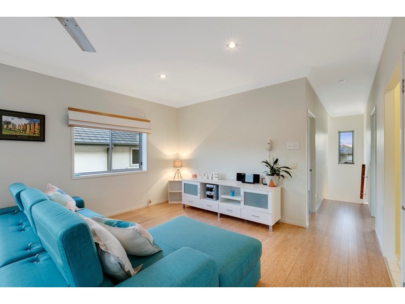 17 Royal Links Drive, Robina QLD 4226