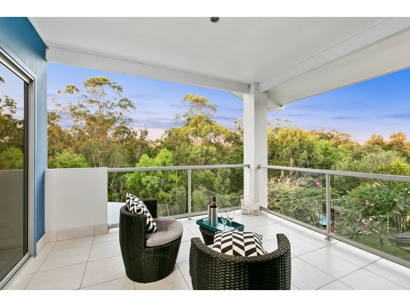 17 Royal Links Drive, Robina QLD 4226