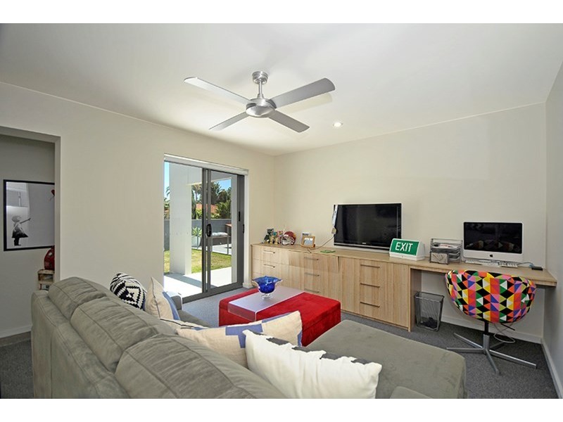 8 Cantala Avenue, Miami QLD 4220