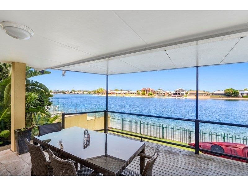 19 Diplacus Drive, Palm Beach QLD 4221