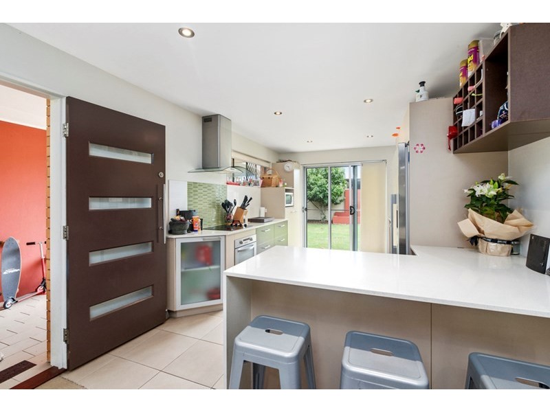 9 Flores Avenue, Palm Beach QLD 4221