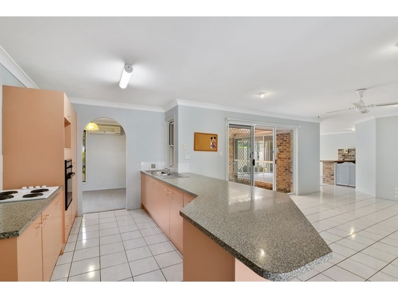 3 Betony Court, Elanora QLD 4221