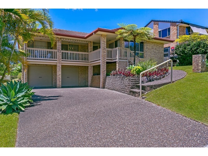 14 Robinson Place, Currumbin Waters QLD 4223