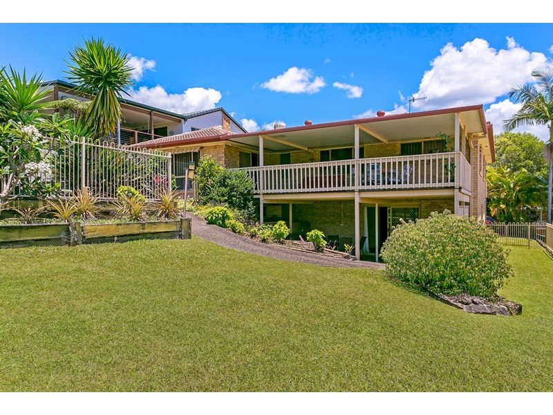 14 Robinson Place, Currumbin Waters QLD 4223