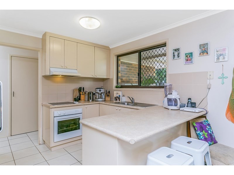18 Mokera Avenue, Palm Beach QLD 4221