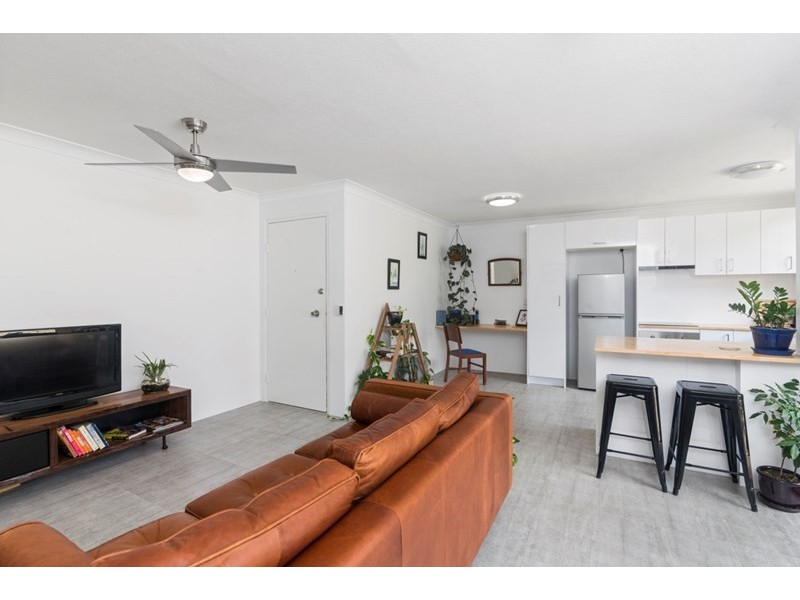 3/6 Allara Avenue, Palm Beach QLD 4221