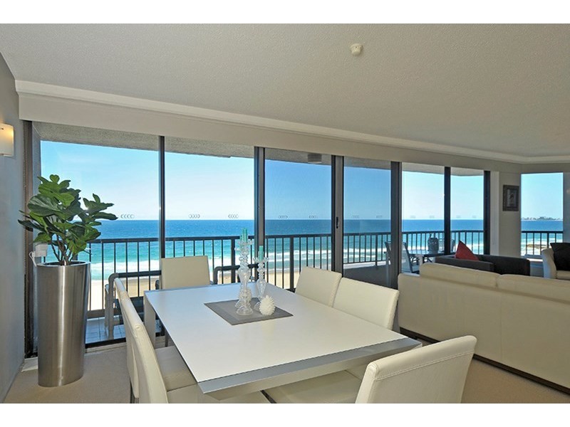 9H/828 Pacific Parade, Currumbin QLD 4223