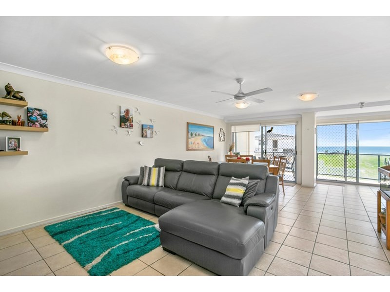 2/102 Jefferson Lane, Palm Beach QLD 4221