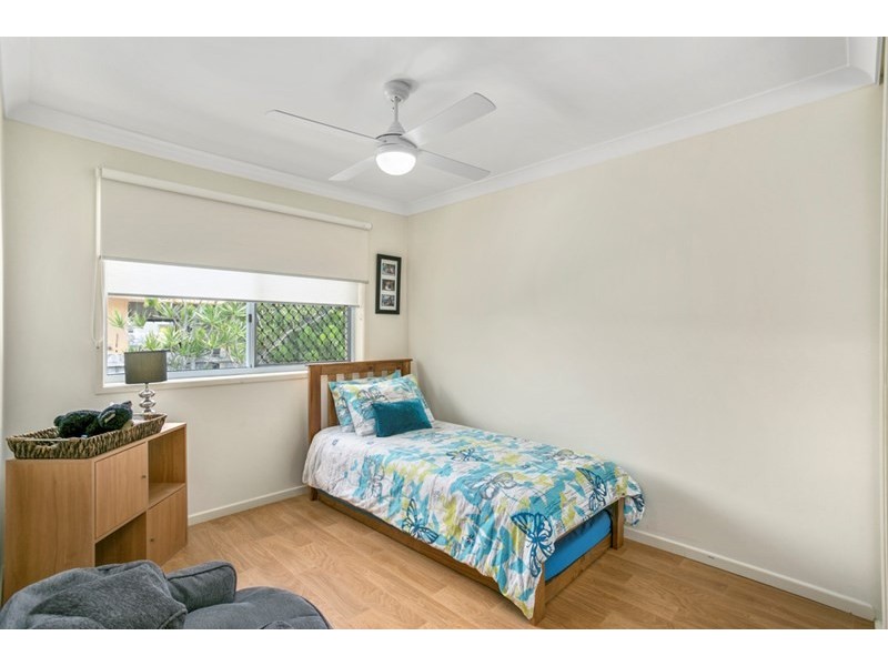 2/102 Jefferson Lane, Palm Beach QLD 4221