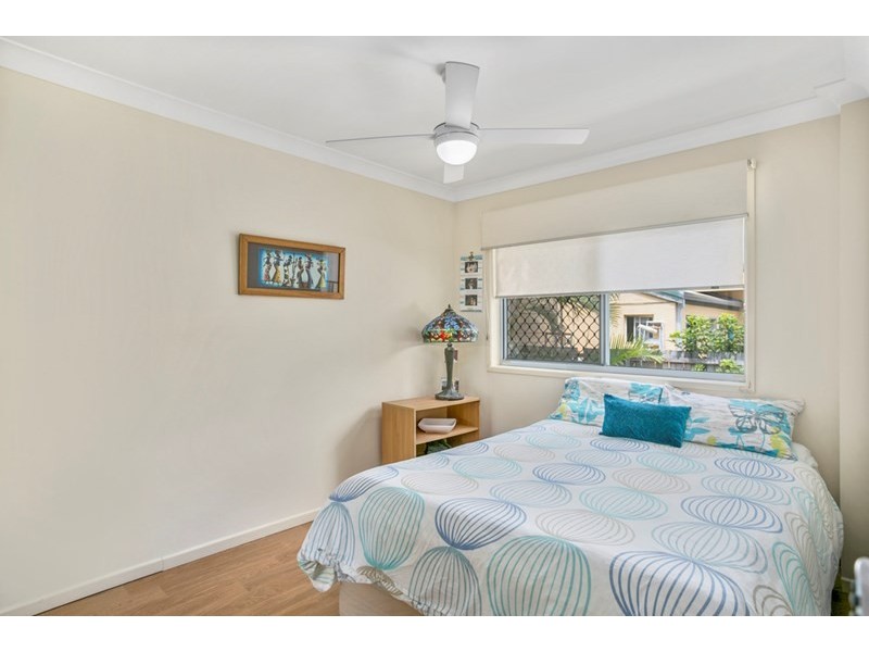 2/102 Jefferson Lane, Palm Beach QLD 4221