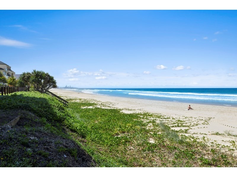 195 Jefferson Lane, Palm Beach QLD 4221