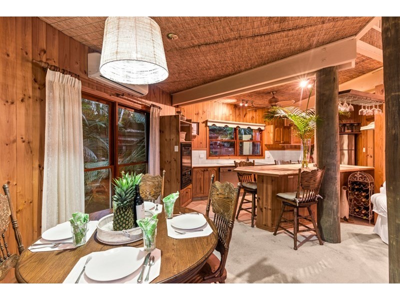 141 K P McGrath Drive, Elanora QLD 4221