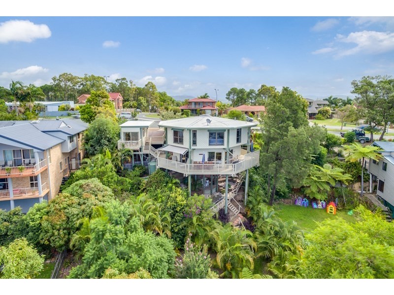 141 K P McGrath Drive, Elanora QLD 4221