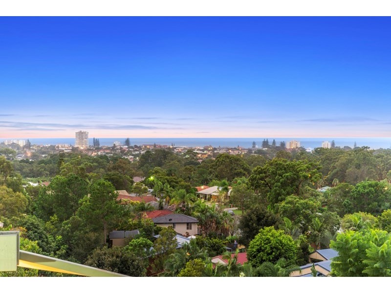 141 K P McGrath Drive, Elanora QLD 4221