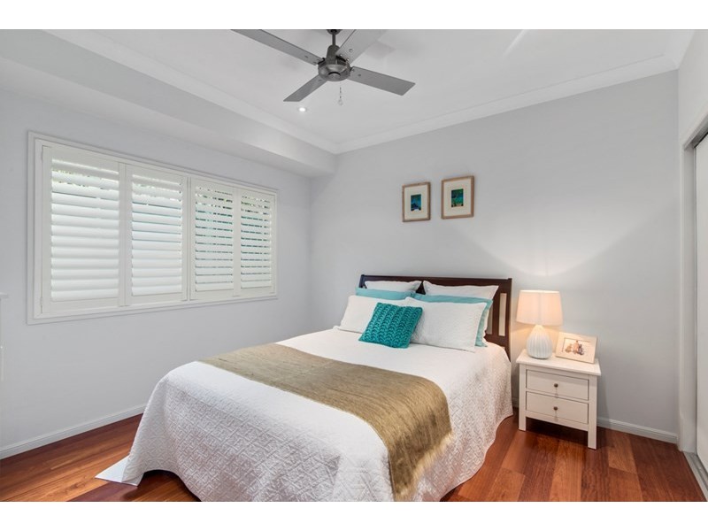 11 Banksiadale Court, Elanora QLD 4221