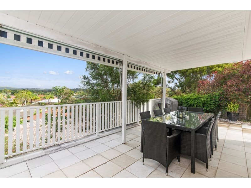 11 Banksiadale Court, Elanora QLD 4221