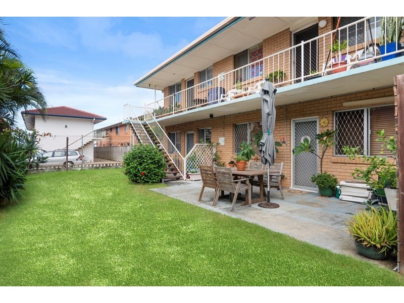 2/1425 Gold Coast Highway, Palm Beach QLD 4221