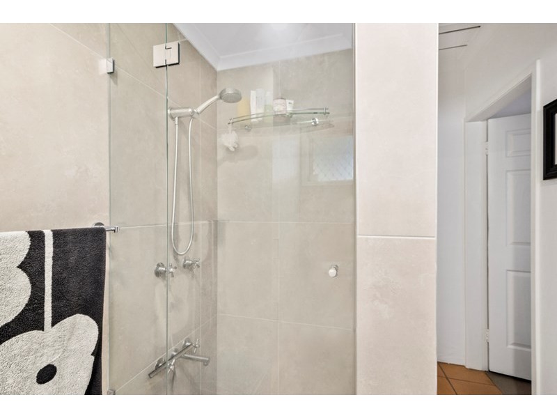 2/1425 Gold Coast Highway, Palm Beach QLD 4221