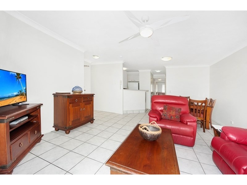 7/2 Seventeenth Avenue, Palm Beach QLD 4221